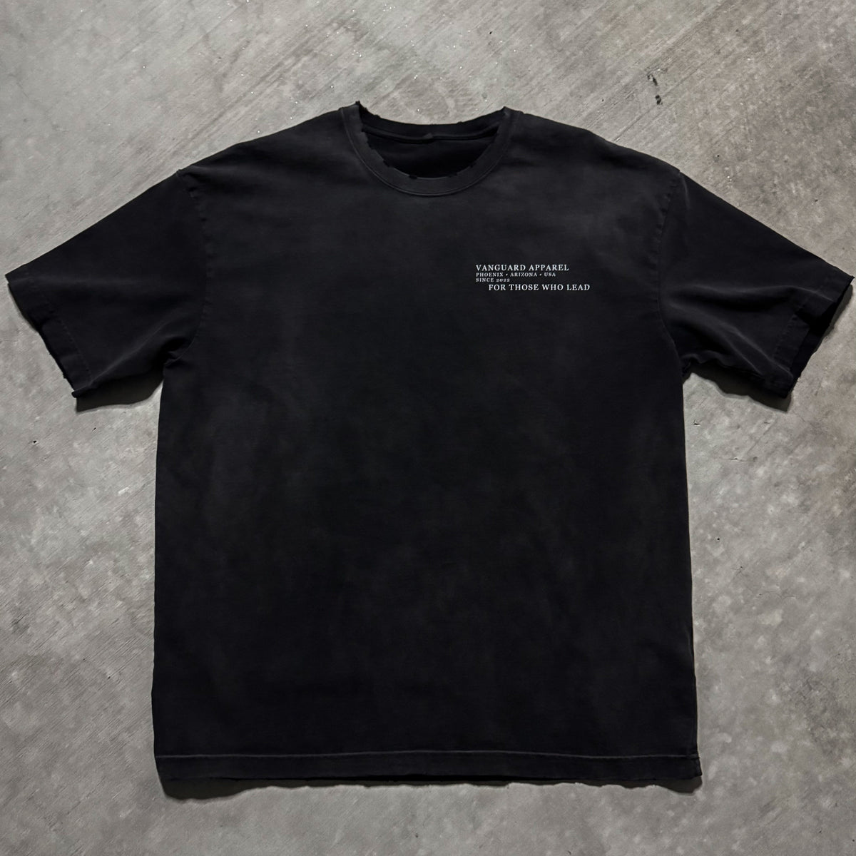 LIMITLESS OVERSIZED TEE