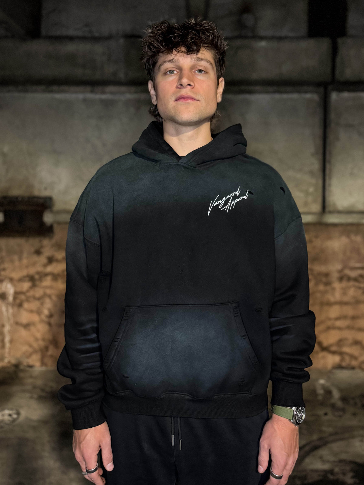 CORE BOX CUT HOODIE