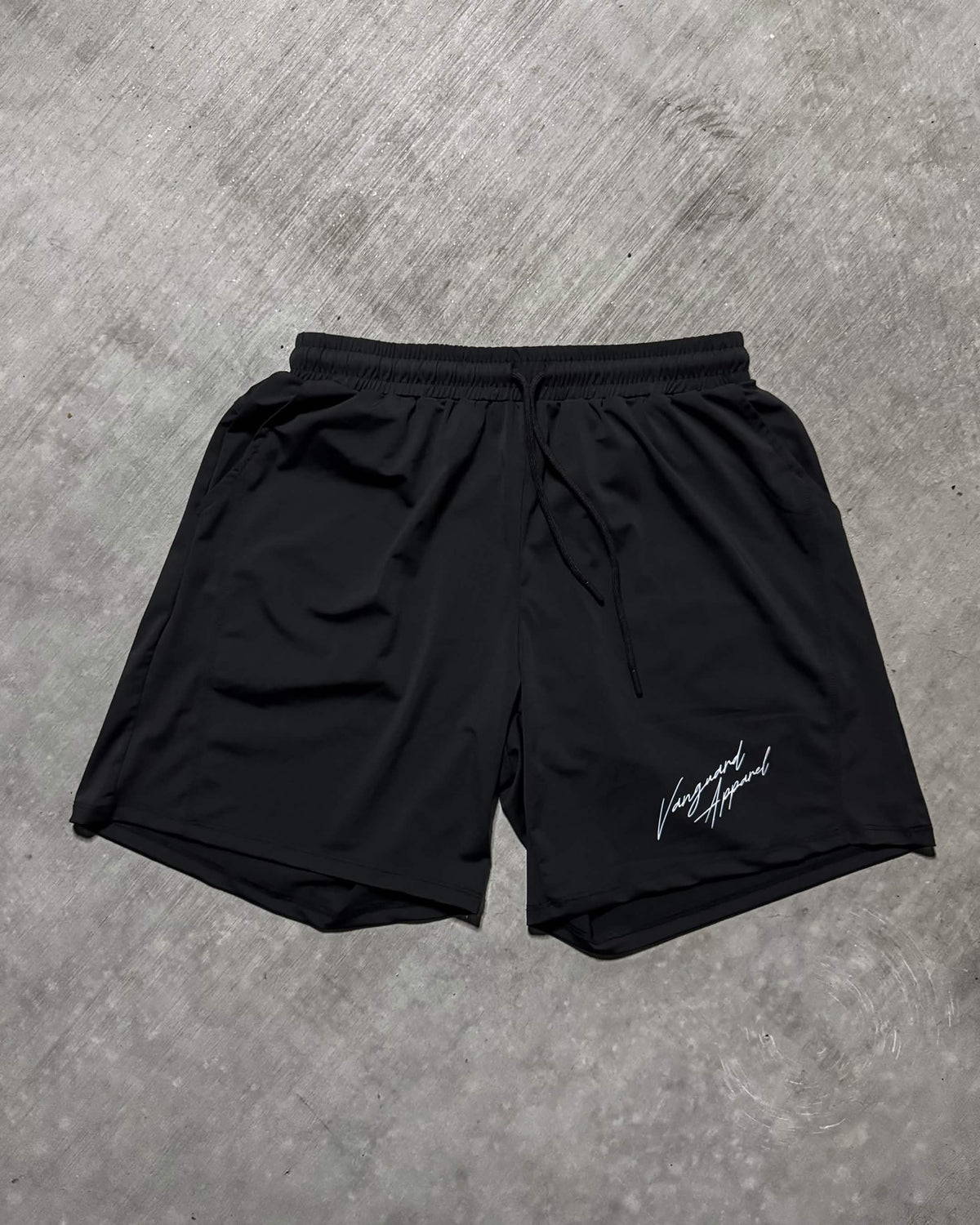 CORE SHORTS
