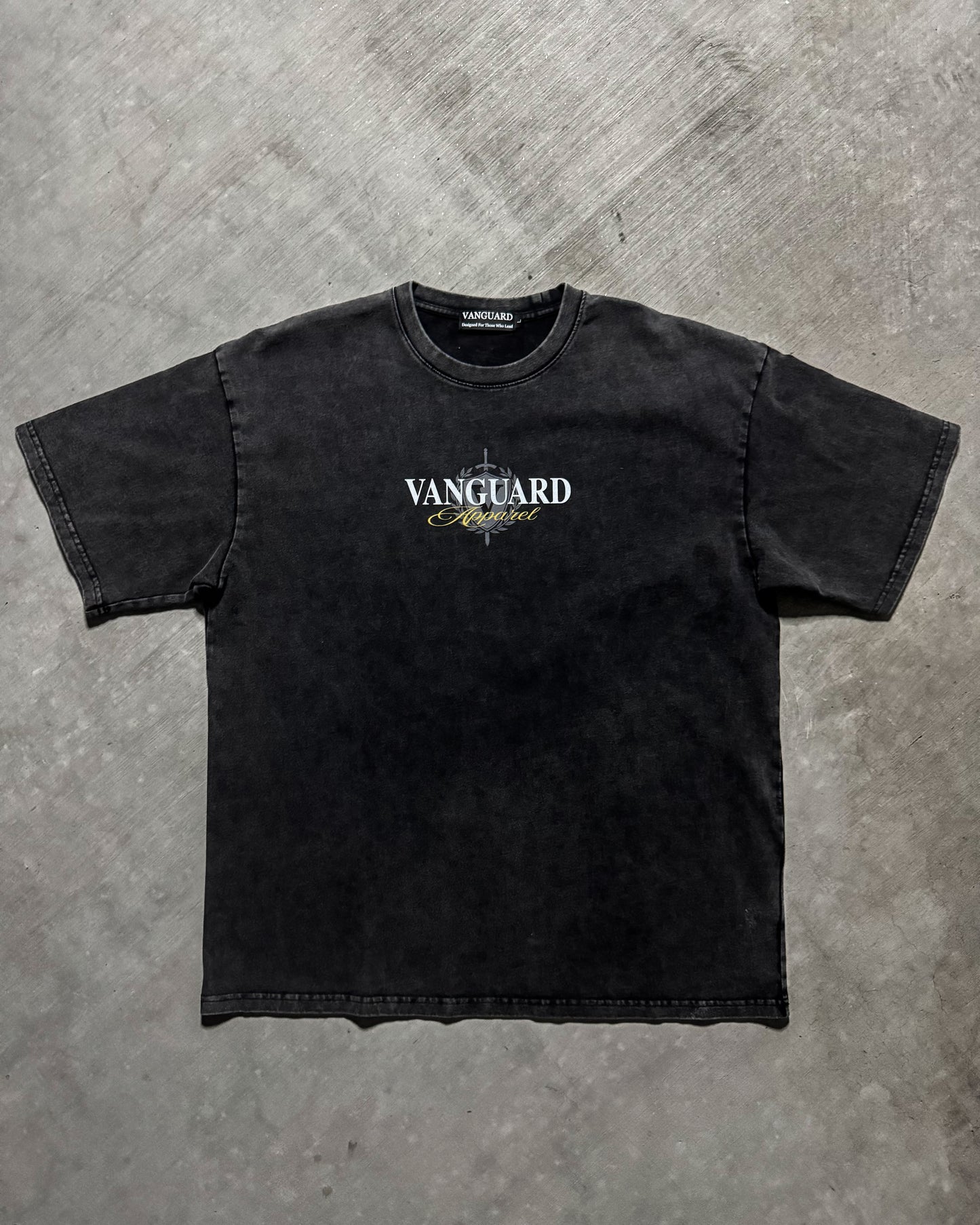LEAD THE FRONT OVERSIZED TEE