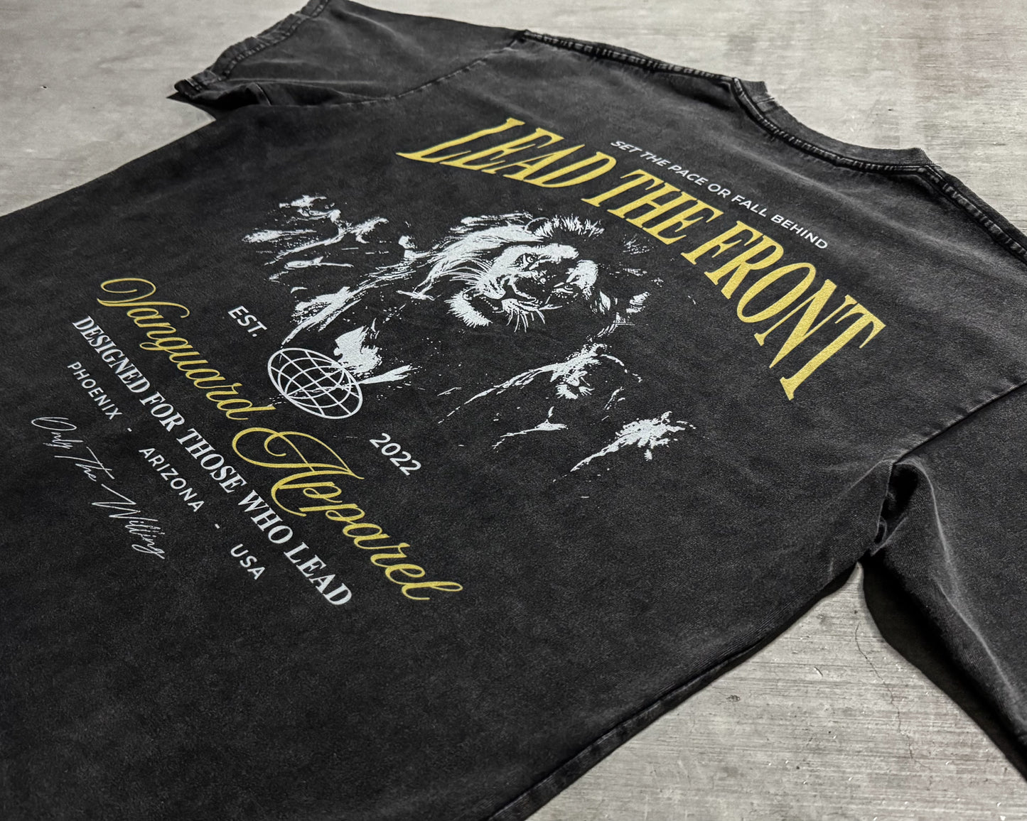 LEAD THE FRONT OVERSIZED TEE