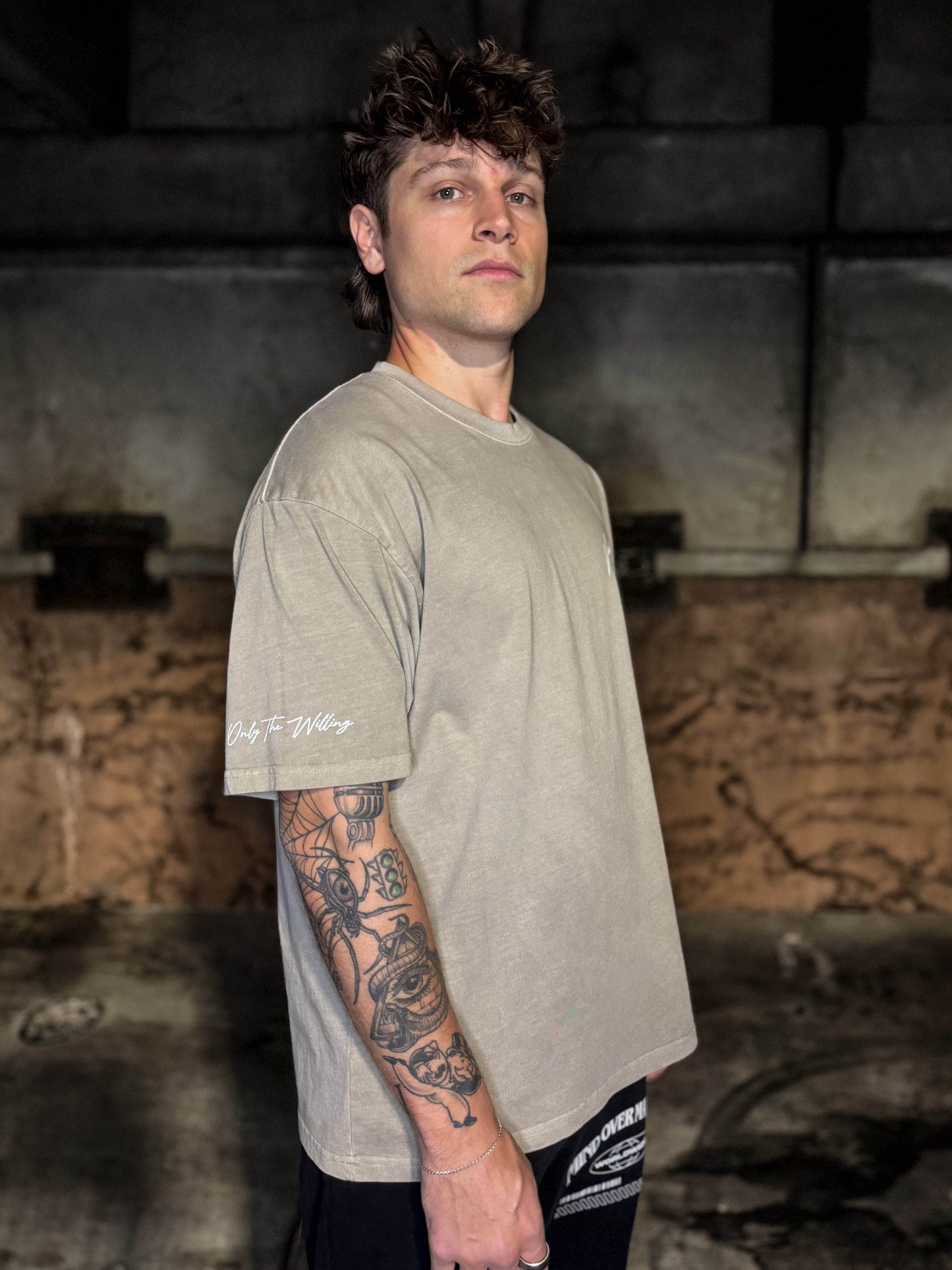 CORE OVERSIZED TEE
