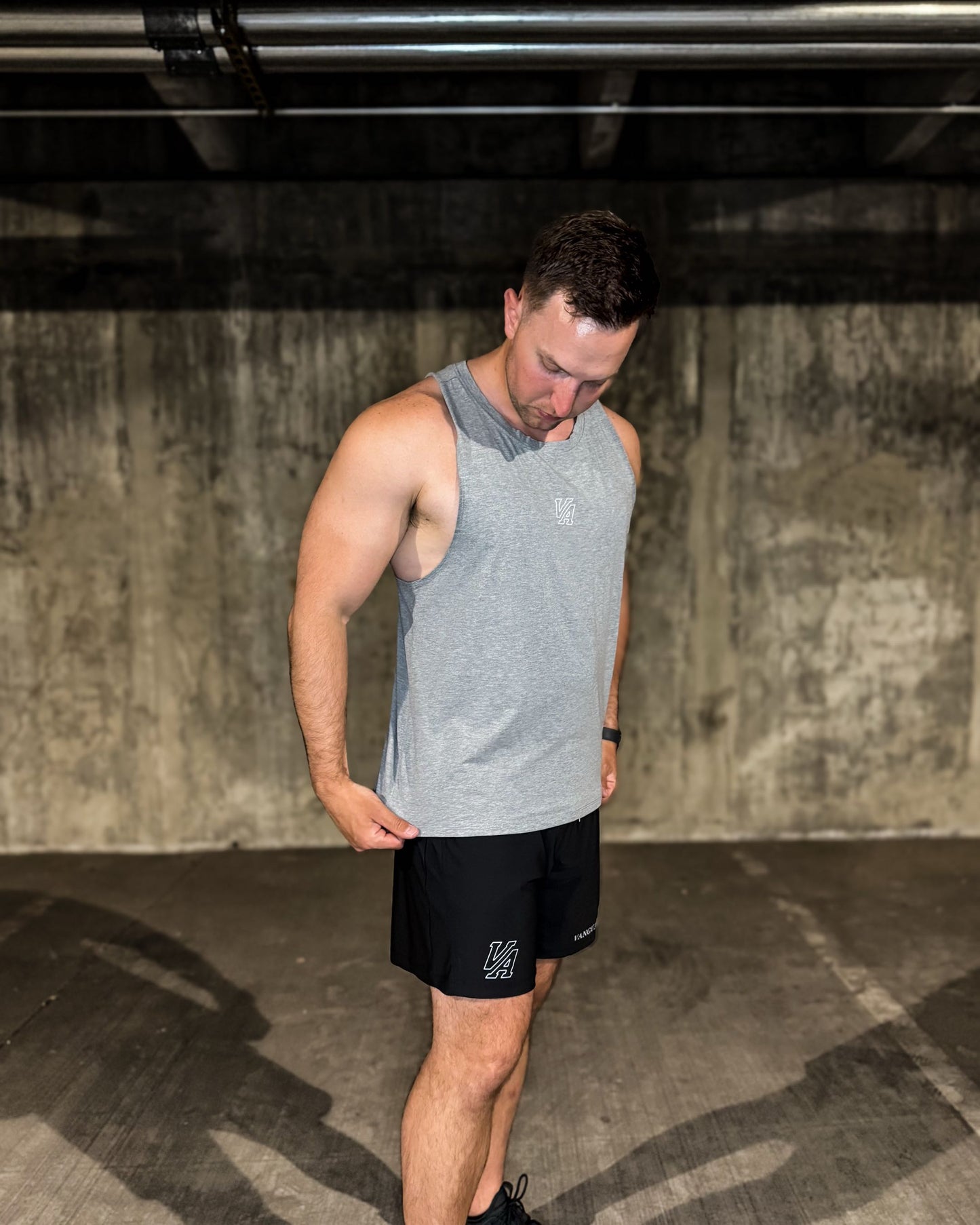 ESSENTIAL TANK TOP