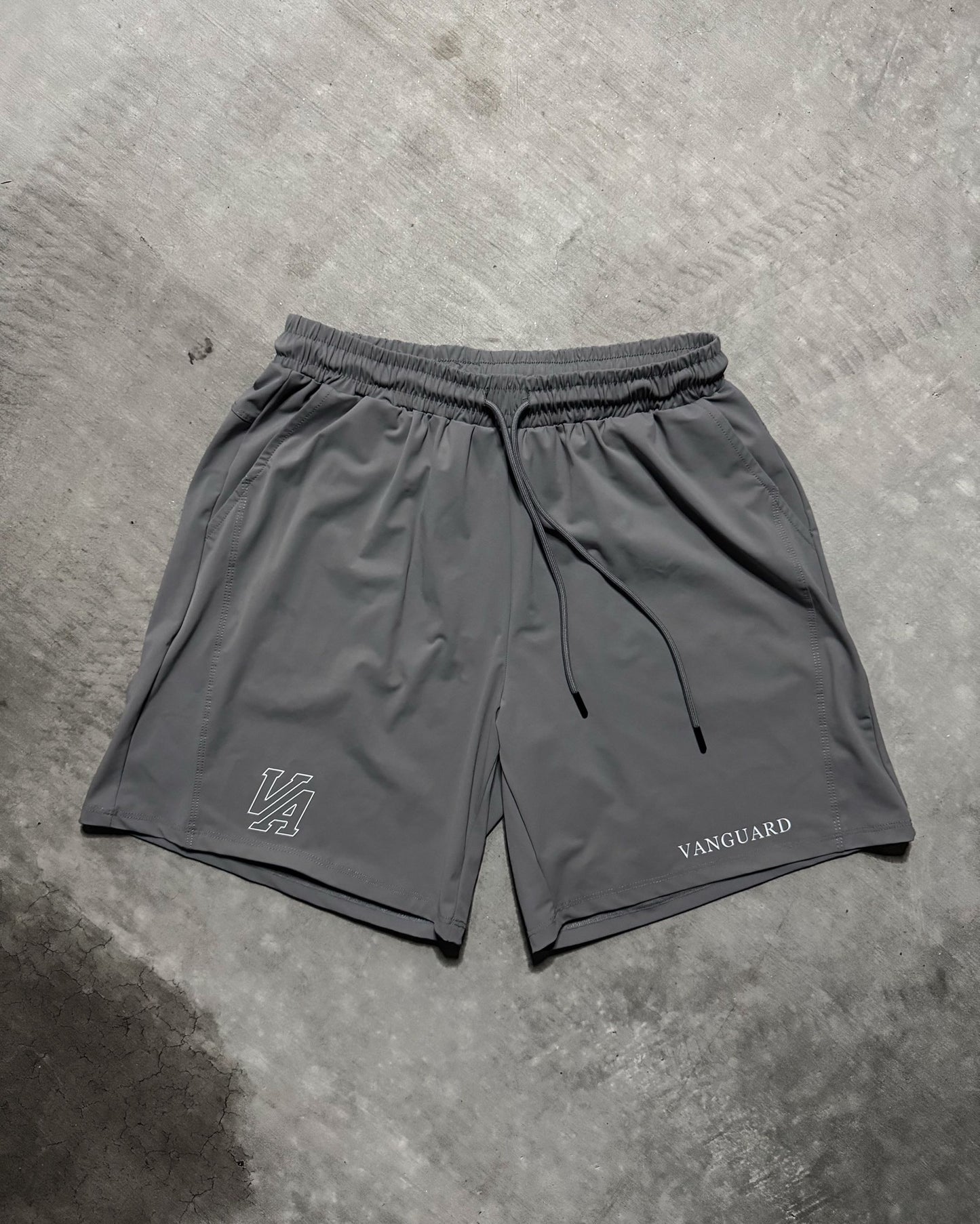 ESSENTIAL SHORTS