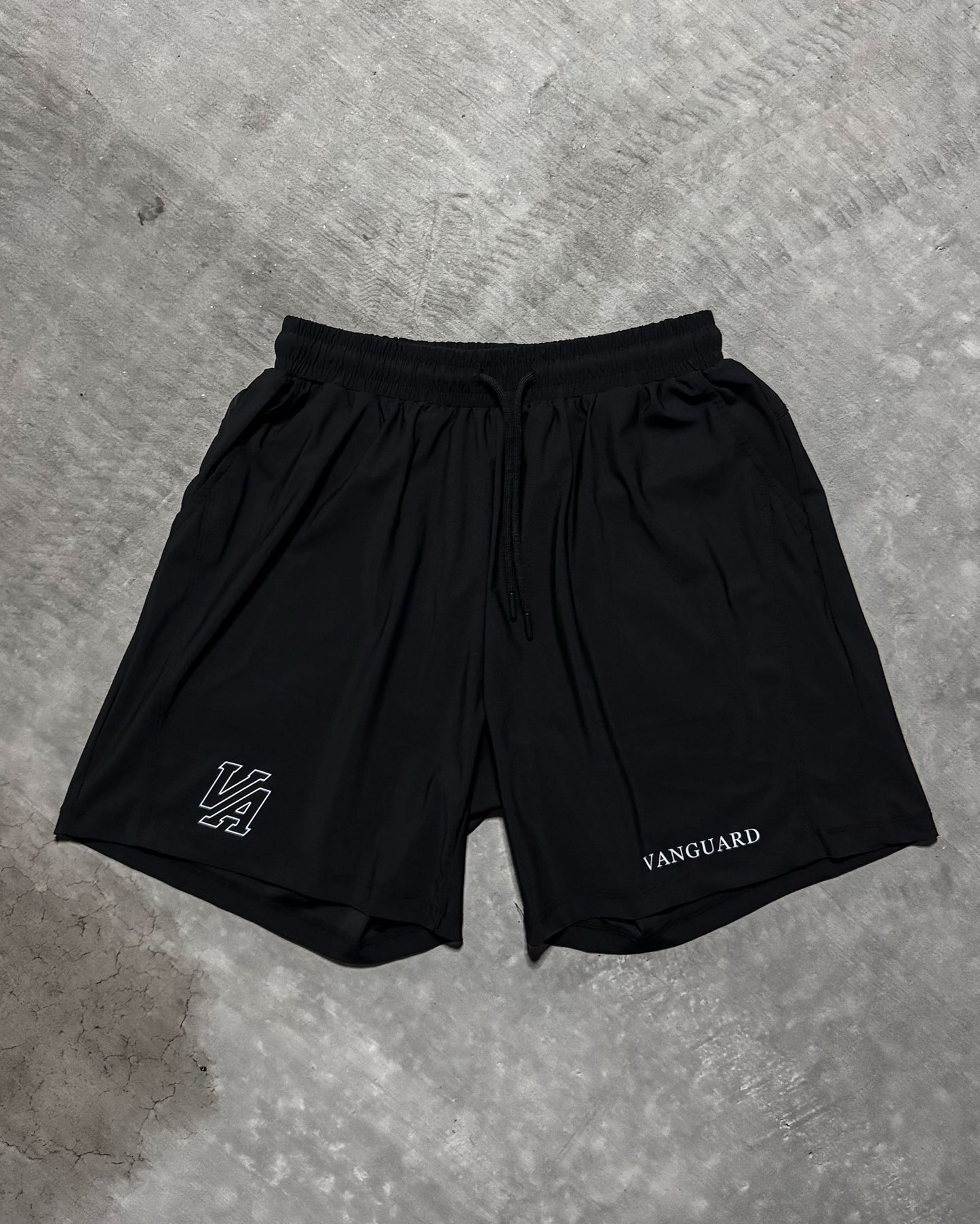 ESSENTIAL SHORTS